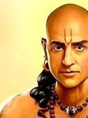 धूर्त शत्रूचा सामना कसा करावा? चाणक्य सांगतात... - Marathi News | धूर्त शत्रूचा सामना कसा करावा? चाणक्य सांगतात... | Latest Photos at Lokmat.com