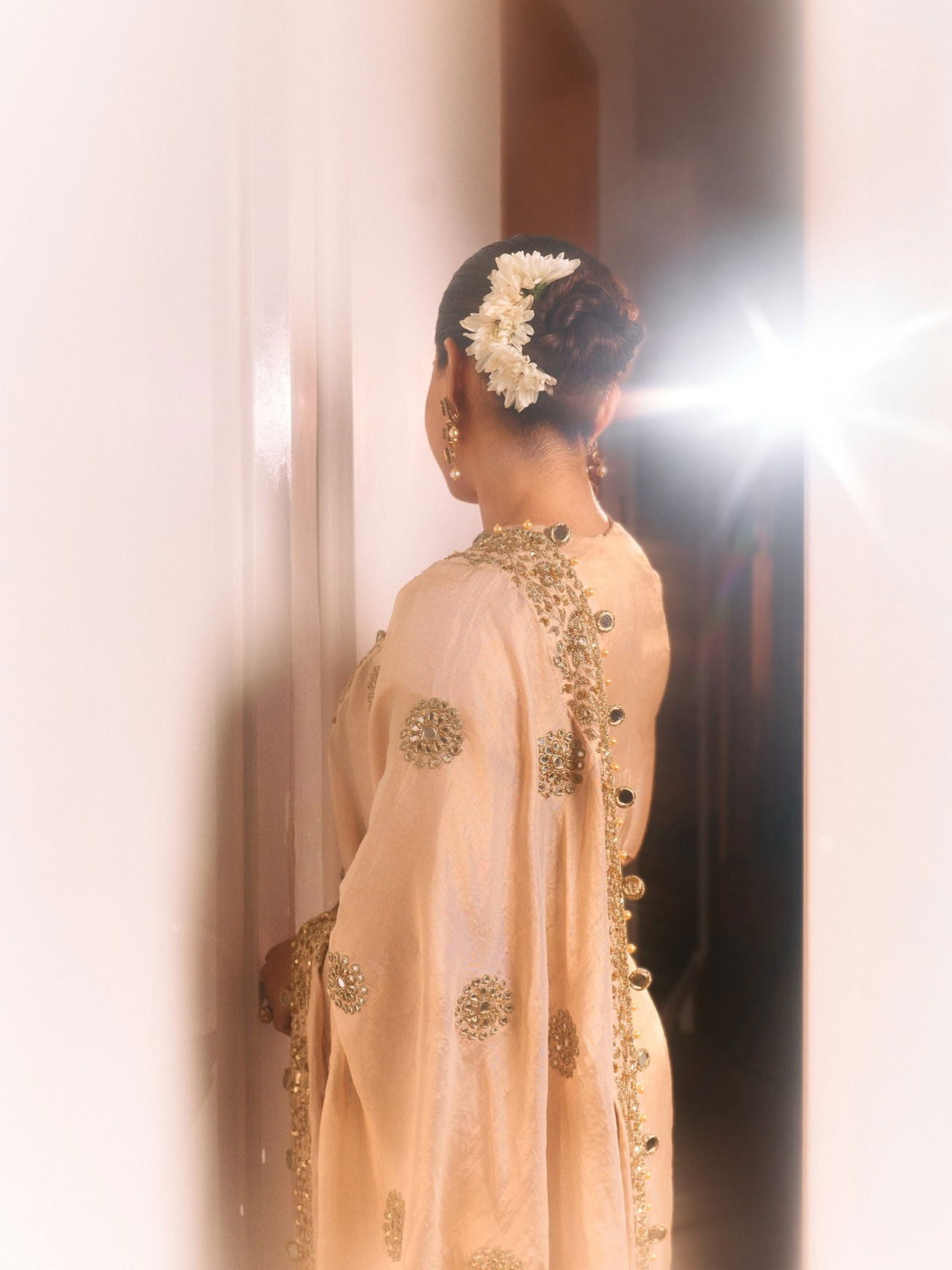 मराठी व्यक्तिरेखा गाजवणारी हिंदी अभिनेत्री - Marathi News | मराठी व्यक्तिरेखा गाजवणारी हिंदी अभिनेत्री | Latest Photos at Lokmat.com