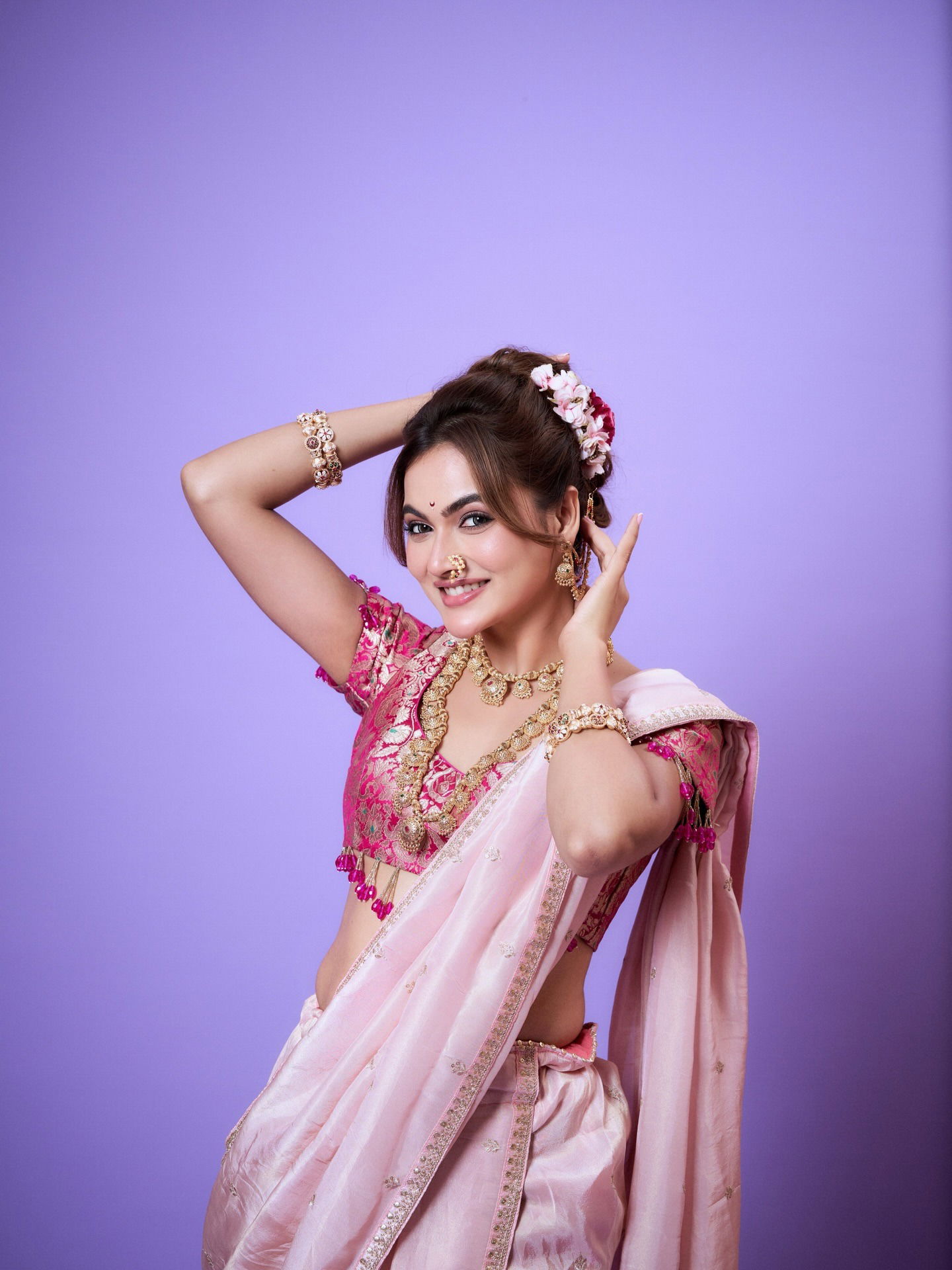 तुझं रुप हे नक्षत्राचं...! - Marathi News | तुझं रुप हे नक्षत्राचं...! | Latest Photos at Lokmat.com