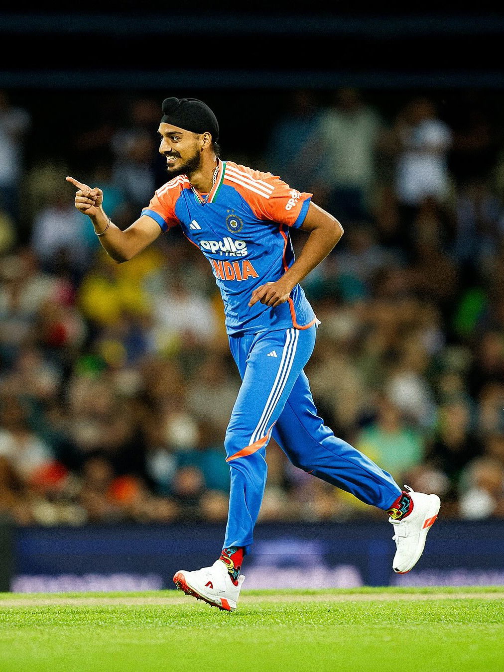 अर्शदीपचा 'पंजा' ठरला सगळ्यात महागडा, कारण... - Marathi News | अर्शदीपचा 'पंजा' ठरला सगळ्यात महागडा, कारण... | Latest Photos at Lokmat.com