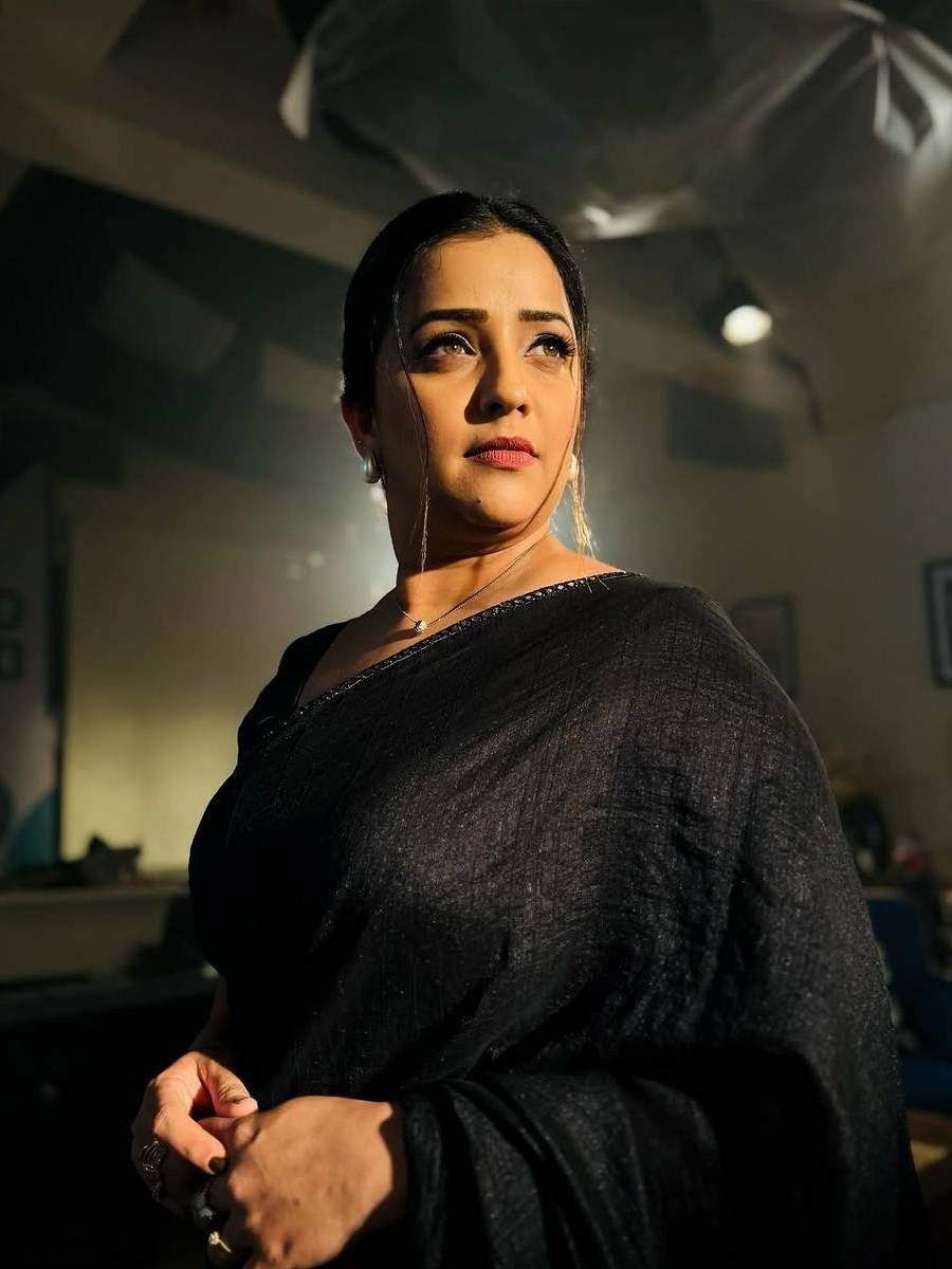 'प्रेमाची गोष्ट'मधली ग्लॅमरस सावनी - Marathi News | 'प्रेमाची गोष्ट'मधली ग्लॅमरस सावनी | Latest Photos at Lokmat.com