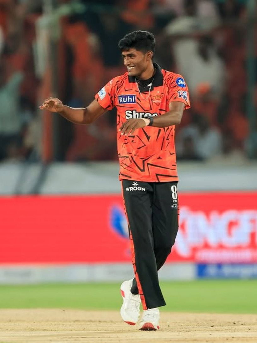 प्रफुल हिंगे ते शोएब अख्तर! IPL मध्ये दमदार पदार्पण करणारे ८ गोलंदाज - Marathi News | प्रफुल हिंगे ते शोएब अख्तर! IPL मध्ये दमदार पदार्पण करणारे ८ गोलंदाज | Latest Photos at Lokmat.com