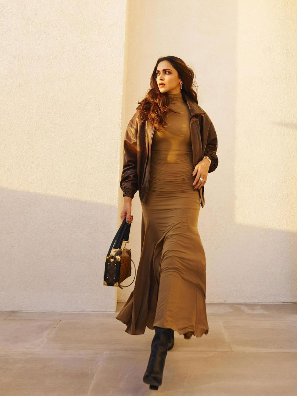 दीपिका पादुकोणचा ग्लॅम लूक दीपिका पादुकोणचा ग्लॅम लूक