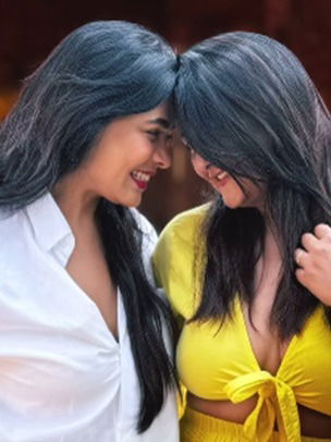 प्रार्थनाच्या बहिणीला पाहिलंत का? - Marathi News | प्रार्थनाच्या बहिणीला पाहिलंत का? | Latest Photos at Lokmat.com