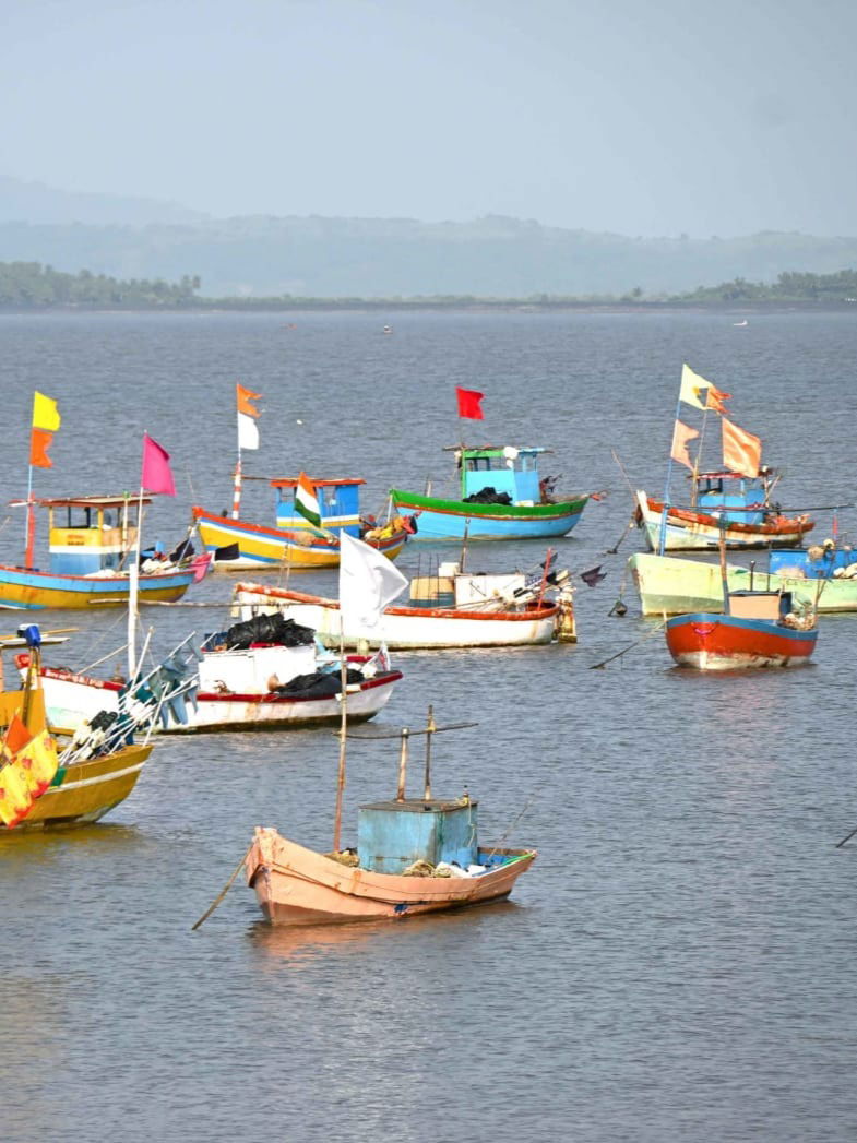 'नारळी पौर्णिमा' - कोळी बांधवांचा विशेष सण - Marathi News | 'नारळी पौर्णिमा' - कोळी बांधवांचा विशेष सण | Latest Photos at Lokmat.com