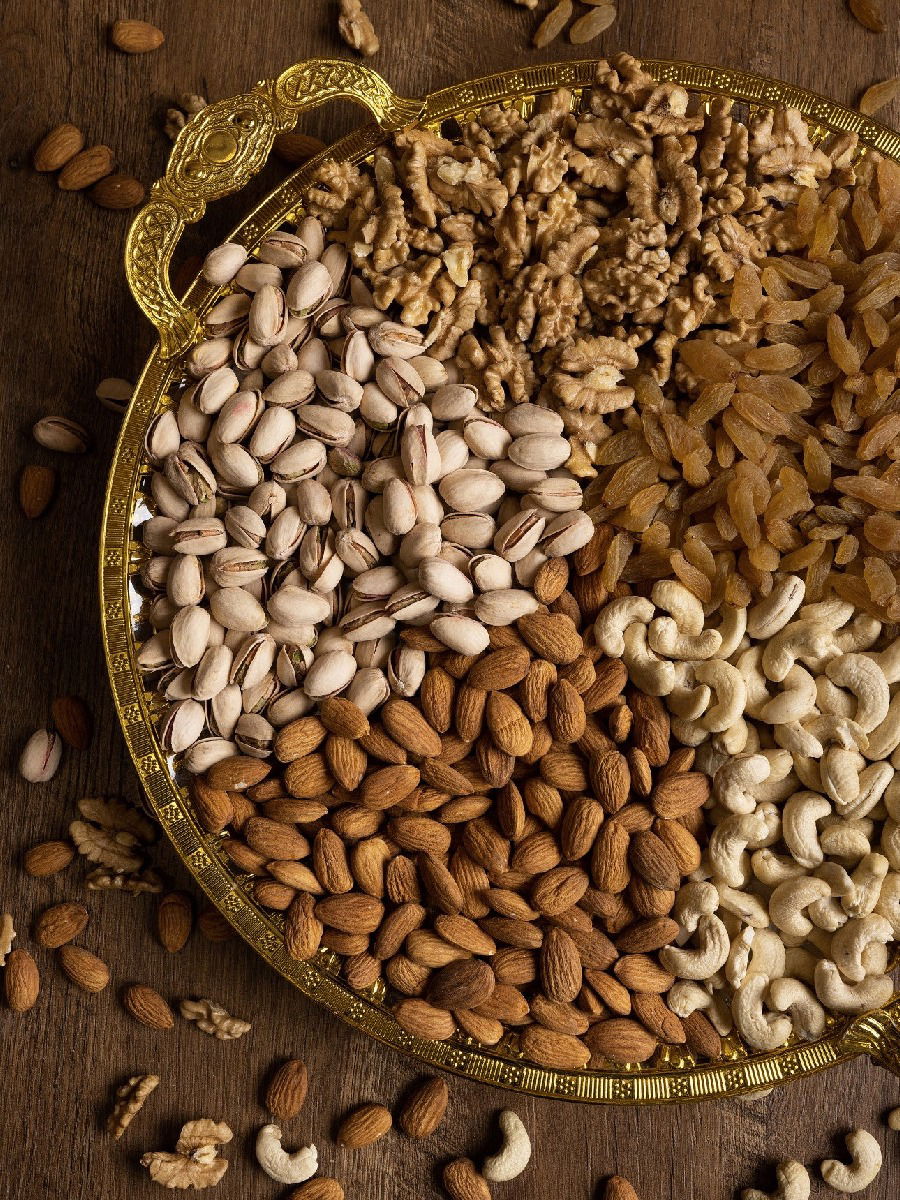 ही ट्रीक वापरली तर डायफ्रूट्स राहतील बराच काळ फ्रेश - Marathi News | ही ट्रीक वापरली तर डायफ्रूट्स राहतील बराच काळ फ्रेश | Latest Photos at Lokmat.com