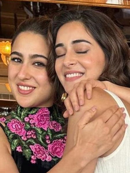 बॉलिवूडमधल्या ७ जोड्या-शाळेपासून जिगरी दोस्त... - Marathi News | बॉलिवूडमधल्या ७ जोड्या-शाळेपासून जिगरी दोस्त... | Latest Photos at Lokmat.com बॉलिवूडमधल्या ७ जोड्या-शाळेपासून जिगरी दोस्त... - Marathi News | बॉलिवूडमधल्या ७ जोड्या-शाळेपासून जिगरी दोस्त... | Latest Photos at Lokmat.com