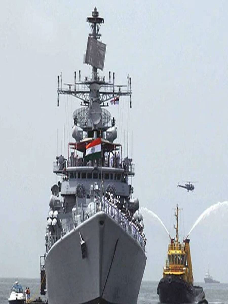 इंडियन नेव्हीमध्ये नोकरी मिळवण्यासाठी काय करायचे? - Marathi News | इंडियन नेव्हीमध्ये नोकरी मिळवण्यासाठी काय करायचे? | Latest Photos at Lokmat.com