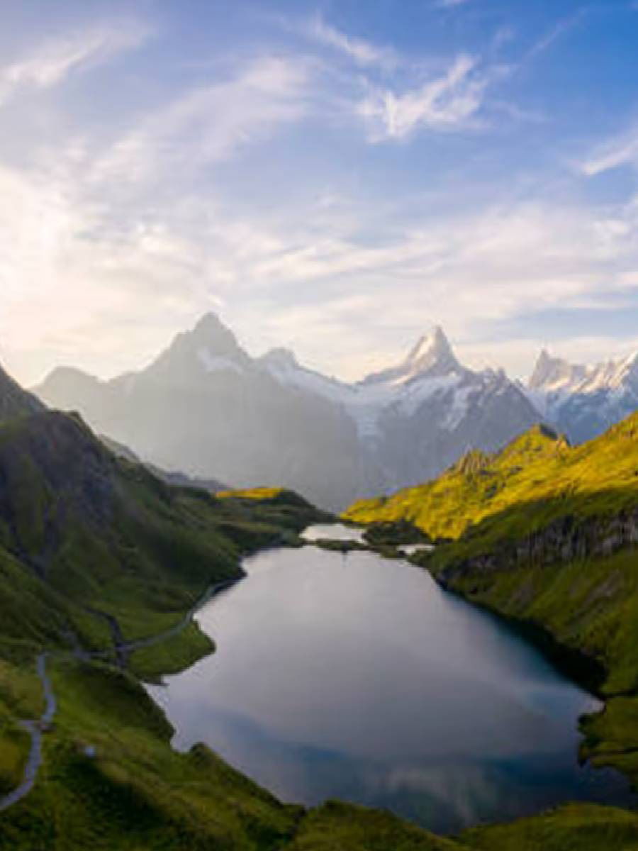 जगातील सर्वात मोठे सरोवर कोणते आहे? - Marathi News | जगातील सर्वात मोठे सरोवर कोणते आहे? | Latest Photos at Lokmat.com