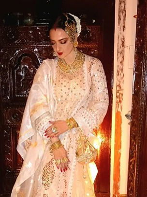 वय हा निव्वळ आकडा! - Marathi News | वय हा निव्वळ आकडा! | Latest Photos at Lokmat.com