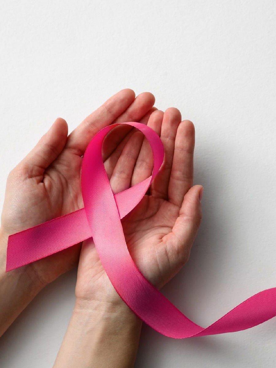 ब्रेस्ट कॅन्सरपासून वाचायचं असेल तर आहारात करा 'या' ५ पदार्थांचा समावेश - Marathi News | ब्रेस्ट कॅन्सरपासून वाचायचं असेल तर आहारात करा 'या' ५ पदार्थांचा समावेश | Latest Photos at Lokmat.com