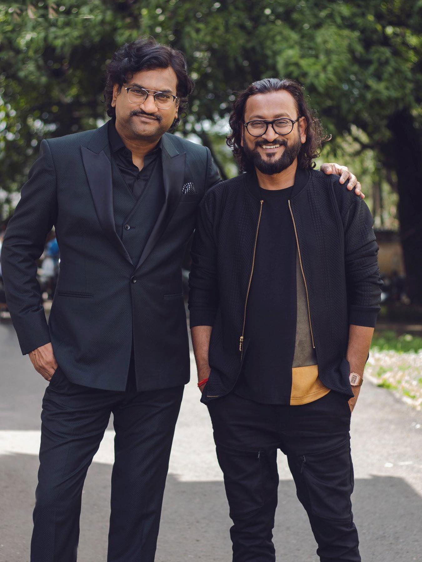 'अजय-अतुल' संगीतकार जोडीच्या पत्नींना पाहिलंय का? - Marathi News | 'अजय-अतुल' संगीतकार जोडीच्या पत्नींना पाहिलंय का? | Latest Photos at Lokmat.com