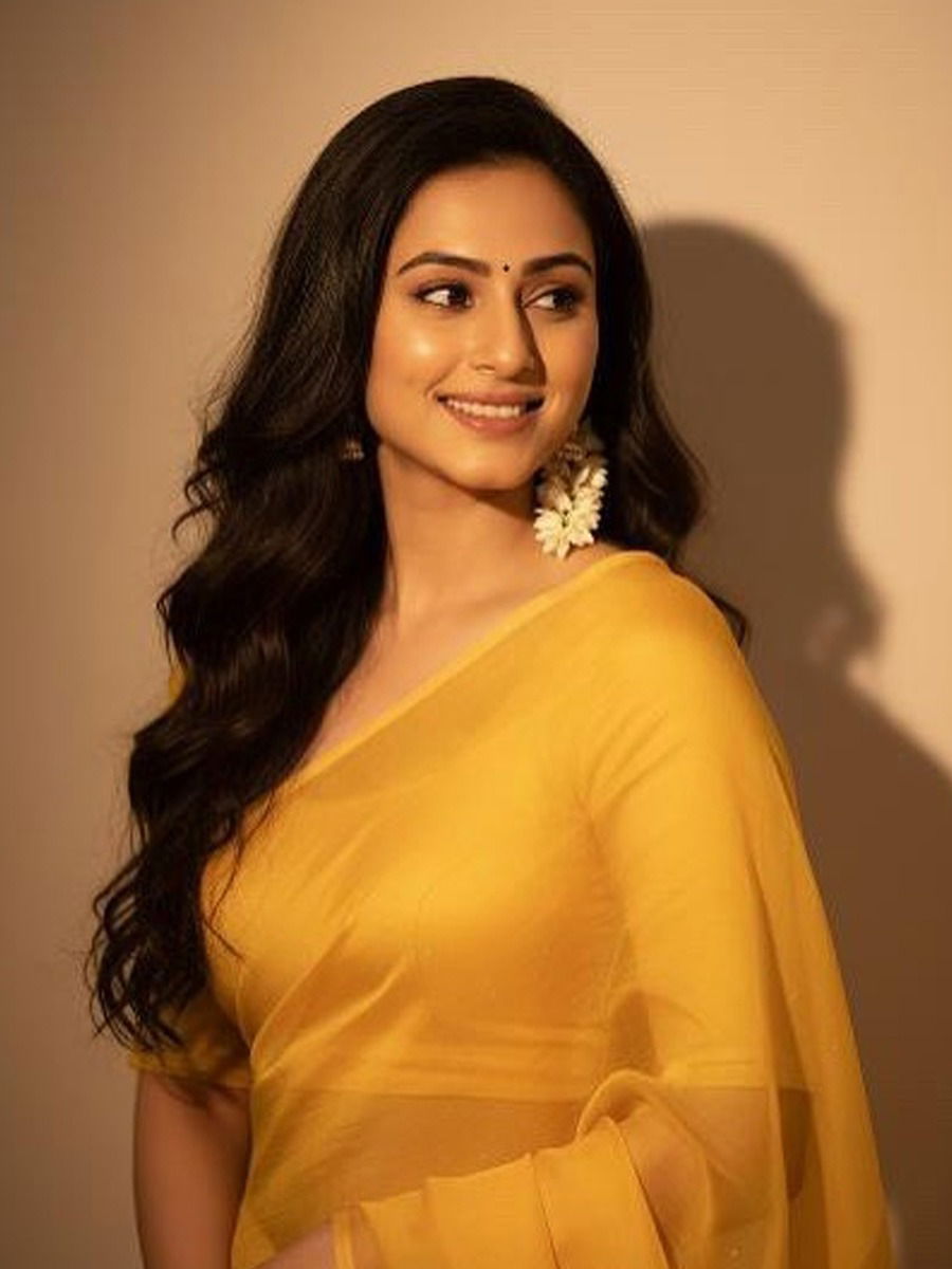 Gemini AI ट्रेंडची रेश्मा शिंदेला पडली भुरळ - Marathi News | Gemini AI ट्रेंडची रेश्मा शिंदेला पडली भुरळ | Latest Photos at Lokmat.com