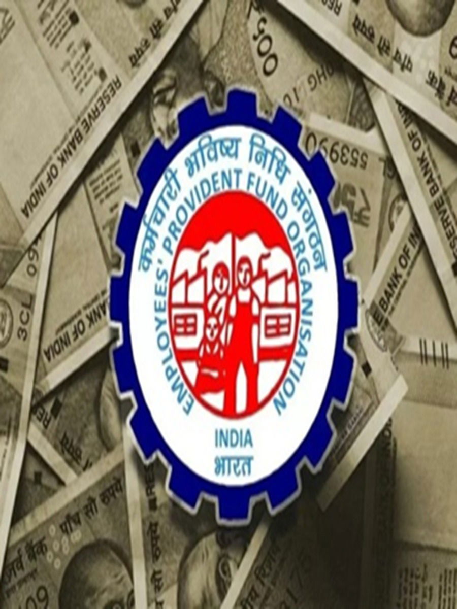 पीएफमधून आता नेमके किती पैसे काढता येतात? ७५ की १०० टक्के? - Marathi News | पीएफमधून आता नेमके किती पैसे काढता येतात? ७५ की १०० टक्के? | Latest Photos at Lokmat.com