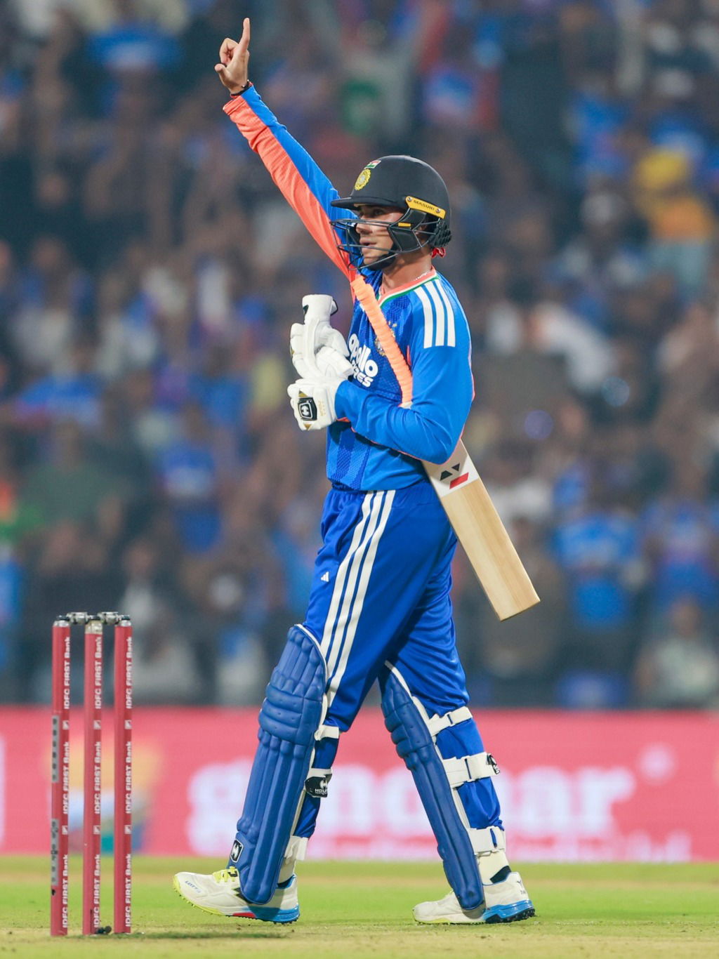 अभिषेकनं मोडला मसल पॉवर रसेलचा रेकॉर्ड! जाणून घ्या सविस्तर - Marathi News | अभिषेकनं मोडला मसल पॉवर रसेलचा रेकॉर्ड! जाणून घ्या सविस्तर | Latest Photos at Lokmat.com