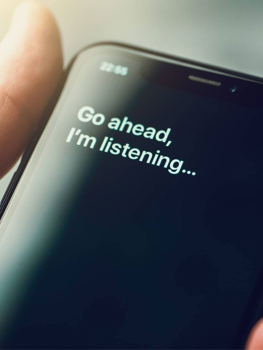 तुमचा मोबाईल गुप्तपणे बोलणं ऐकतोय.... ही सेटिंग त्वरित बदला - Marathi News | तुमचा मोबाईल गुप्तपणे बोलणं ऐकतोय.... ही सेटिंग त्वरित बदला | Latest Photos at Lokmat.com