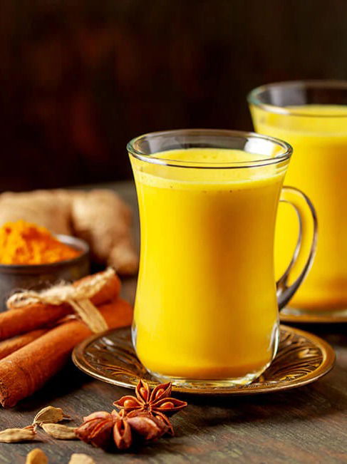 दूध + हळद =आरोग्यासाठी सुपर ड्रिंक..! - Marathi News | दूध + हळद =आरोग्यासाठी सुपर ड्रिंक..! | Latest Photos at Lokmat.com