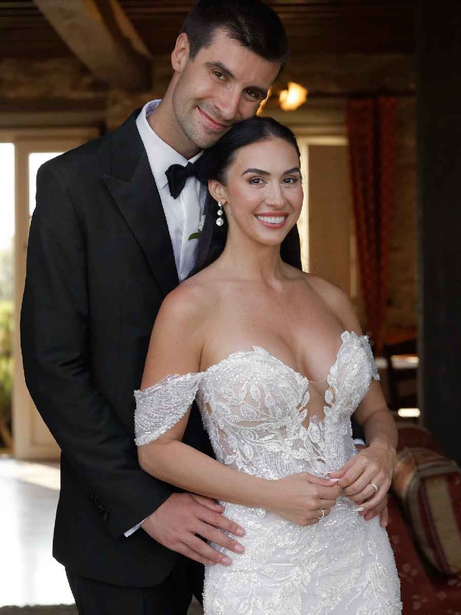 स्वप्नवत वाटावा असा अभिनेत्रीचा लग्नसोहळा! - Marathi News | स्वप्नवत वाटावा असा अभिनेत्रीचा लग्नसोहळा! | Latest Photos at Lokmat.com