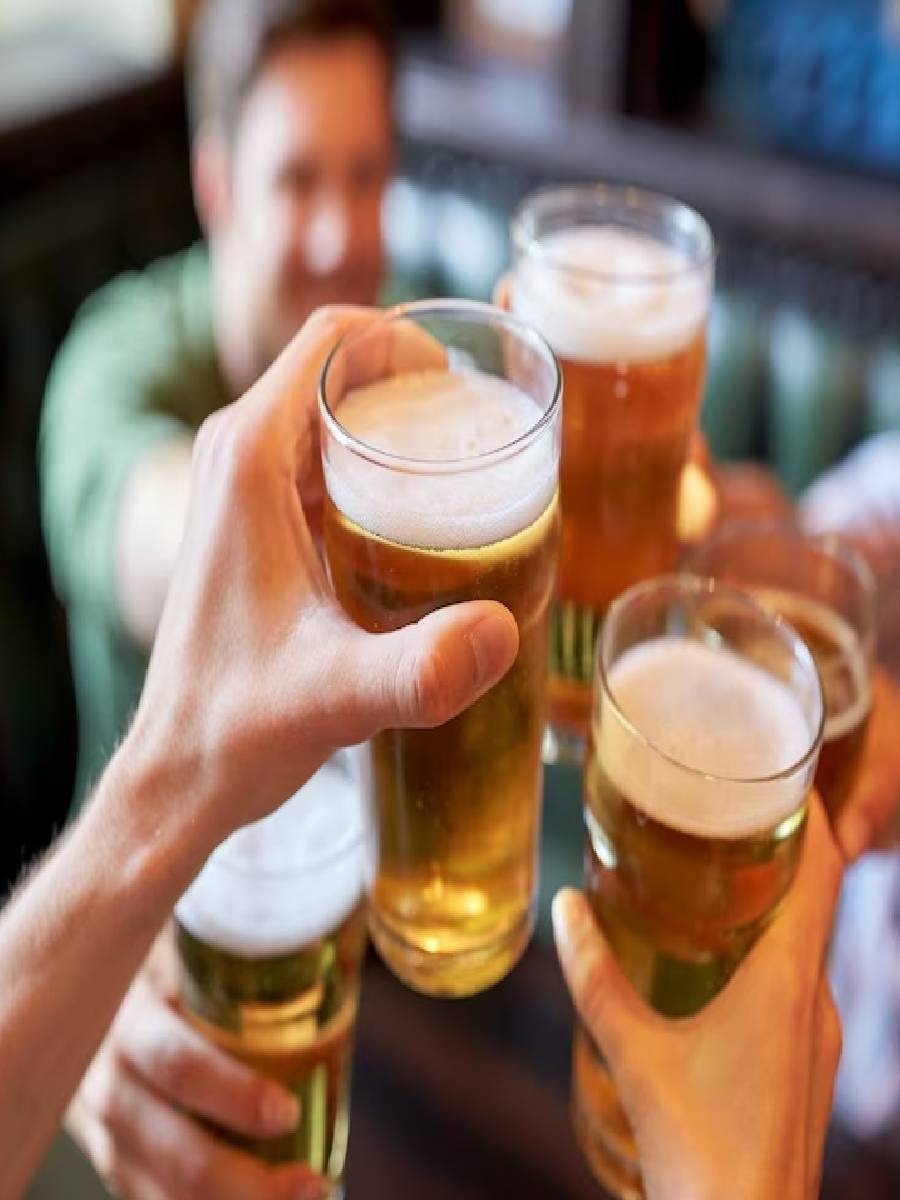 या ठिकाणी दररोज 'फ्री'मध्ये मिळते दारू - Marathi News | या ठिकाणी दररोज 'फ्री'मध्ये मिळते दारू | Latest Photos at Lokmat.com