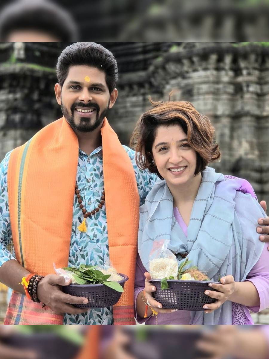 शिर्डीला जायचं होतं पण योग जुळत नव्हता - Marathi News | शिर्डीला जायचं होतं पण योग जुळत नव्हता | Latest Photos at Lokmat.com