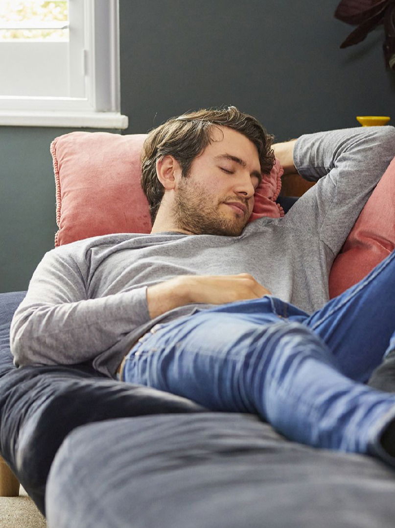 दुपारची झोप आरोग्यासाठी चांगली की वाईट? - Marathi News | दुपारची झोप आरोग्यासाठी चांगली की वाईट? | Latest Photos at Lokmat.com