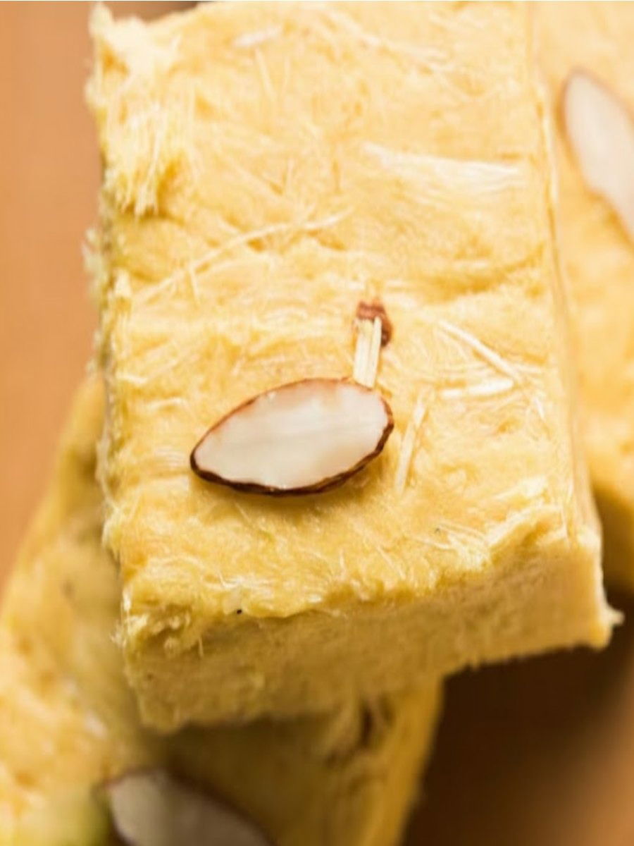 'सोनपापडी'चा नेमका इतिहास काय? - Marathi News | 'सोनपापडी'चा नेमका इतिहास काय? | Latest Photos at Lokmat.com