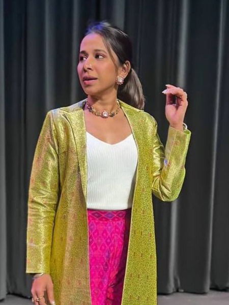 स्टाइल में रहने का...! - Marathi News | स्टाइल में रहने का...! | Latest Photos at Lokmat.com