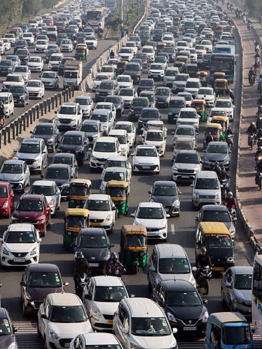 भारतातील या शहरांमध्ये सर्वाधिक ट्रॅफिक - Marathi News | भारतातील या शहरांमध्ये सर्वाधिक ट्रॅफिक | Latest Photos at Lokmat.com