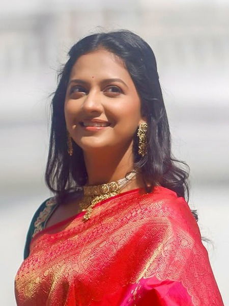 तेजश्री प्रधानचे फोटो पाहून प्रेमातच पडाल! तेजश्री प्रधानचे फोटो पाहून प्रेमातच पडाल!