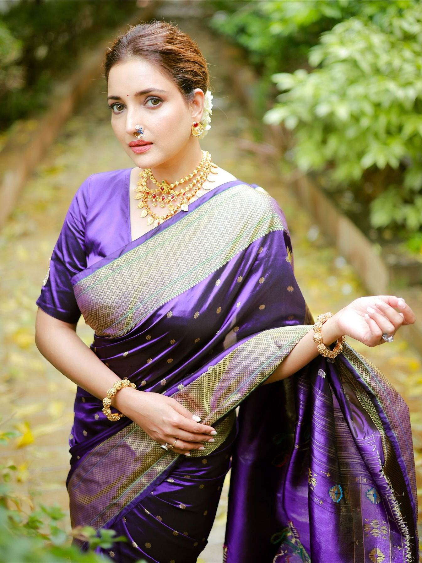 सुंदरा मनामध्ये भरली! - Marathi News | सुंदरा मनामध्ये भरली! | Latest Photos at Lokmat.com