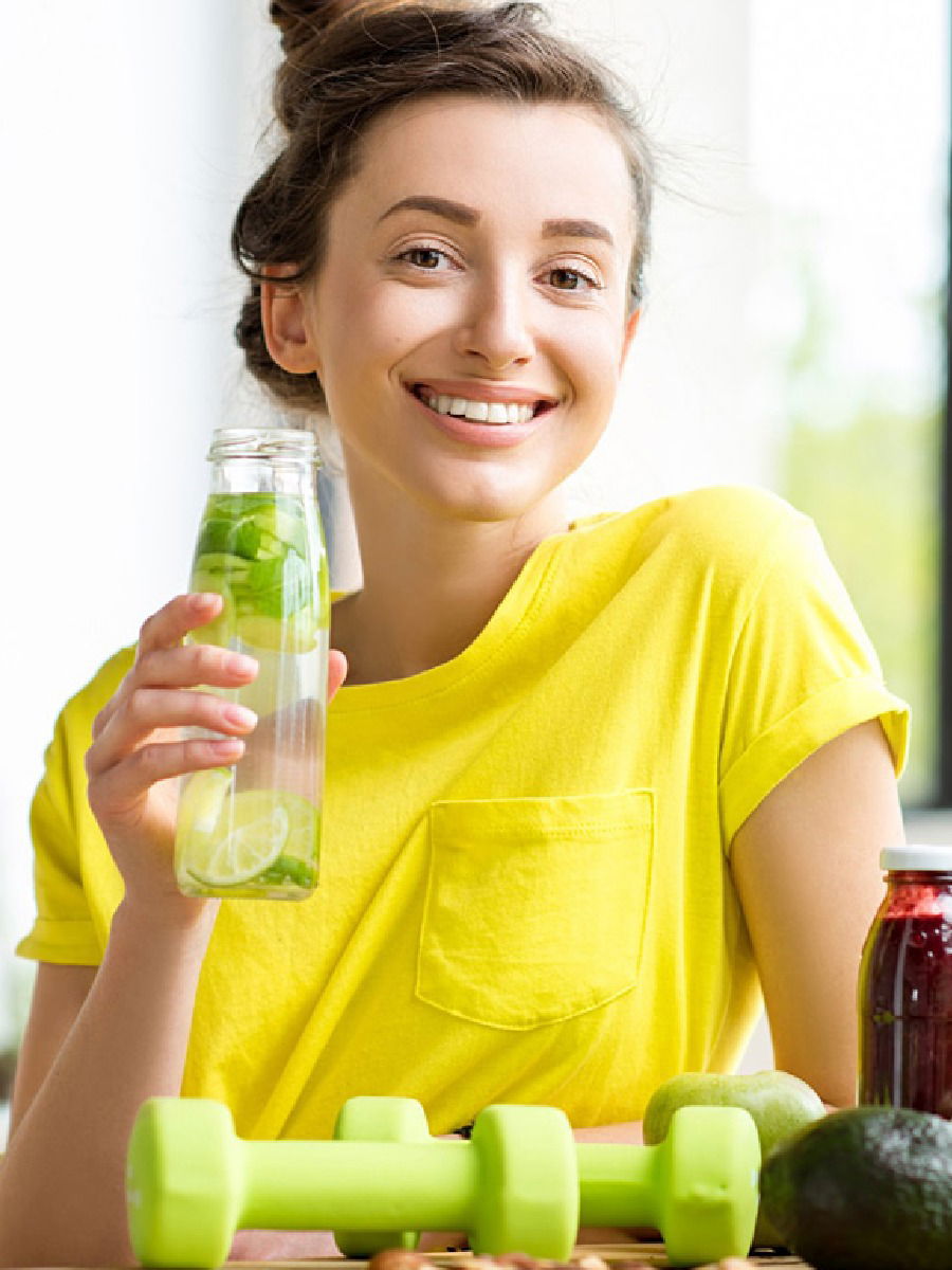 घरगुती पदार्थांनी करा शरीर डिटॉक्स! - Marathi News | घरगुती पदार्थांनी करा शरीर डिटॉक्स! | Latest Photos at Lokmat.com