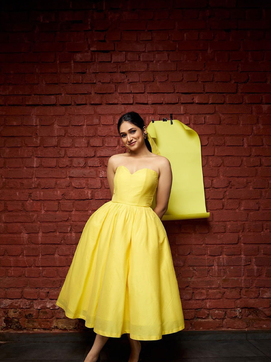 परी म्हणू की अप्सरा...! - Marathi News | परी म्हणू की अप्सरा...! | Latest Photos at Lokmat.com