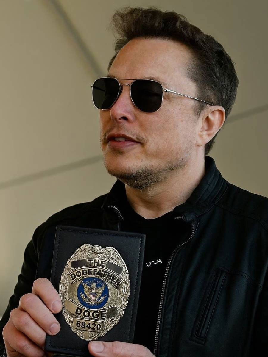 जगातील ५ सर्वात श्रीमंत लोकांचे शिक्षण किती झाले? - Marathi News | जगातील ५ सर्वात श्रीमंत लोकांचे शिक्षण किती झाले? | Latest Photos at Lokmat.com