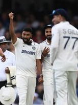 सिराजनं साधला मोठा डाव; स्टोक्स अन् बुमराहला टाकलं मागे - Marathi News | सिराजनं साधला मोठा डाव; स्टोक्स अन् बुमराहला टाकलं मागे | Latest Photos at Lokmat.com