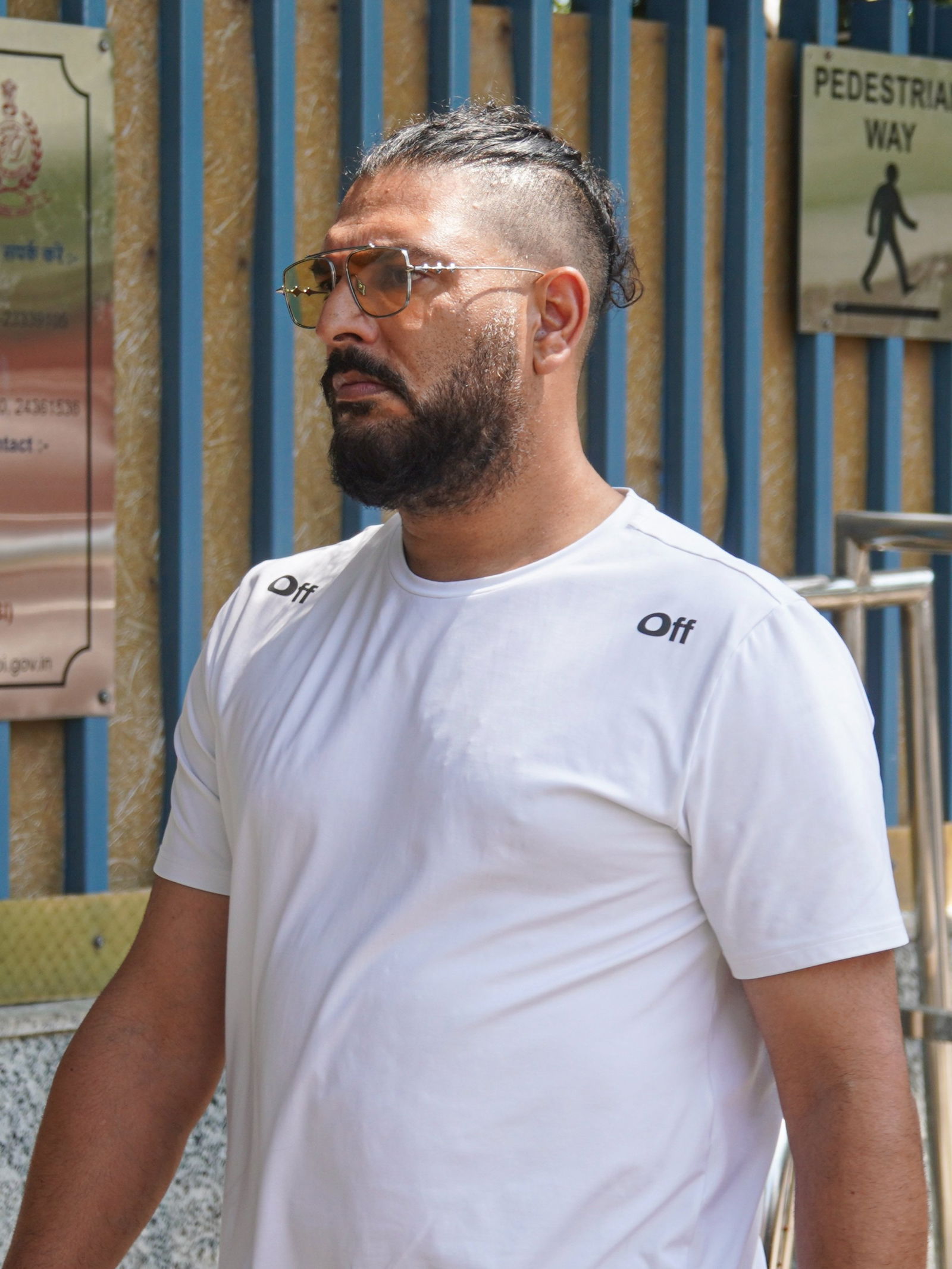 युवराज सिंगसह ED च्या रडारवर आल्यामुळे चर्चेत आलेले ४ क्रिकेटर - Marathi News | युवराज सिंगसह ED च्या रडारवर आल्यामुळे चर्चेत आलेले ४ क्रिकेटर | Latest Photos at Lokmat.com