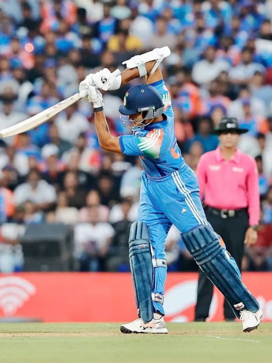 Asia Cup 2025 : यशस्वी ते पंत! या ५ जणांना टीम इंडियात स्थान मिळणं 'मुश्किल'; कारण... - Marathi News | Asia Cup 2025 : यशस्वी ते पंत! या ५ जणांना टीम इंडियात स्थान मिळणं 'मुश्किल'; कारण... | Latest Photos at Lokmat.com