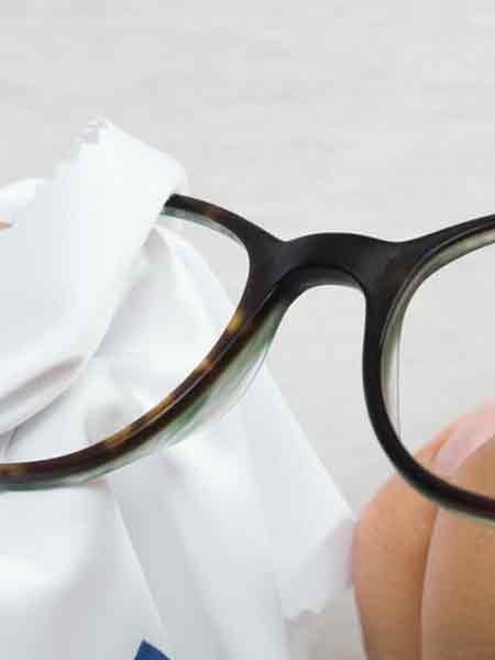 स्क्रॅचेस न पडू देता चष्मा कसा स्वच्छ करायचा? - Marathi News | स्क्रॅचेस न पडू देता चष्मा कसा स्वच्छ करायचा? | Latest Photos at Lokmat.com स्क्रॅचेस न पडू देता चष्मा कसा स्वच्छ करायचा? - Marathi News | स्क्रॅचेस न पडू देता चष्मा कसा स्वच्छ करायचा? | Latest Photos at Lokmat.com