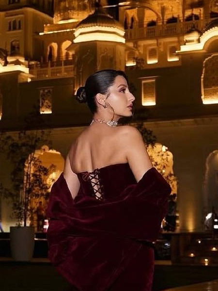 एकेकाळची सेल्स गर्ल, आज गाजवतेय इंडस्ट्री! - Marathi News | एकेकाळची सेल्स गर्ल, आज गाजवतेय इंडस्ट्री! | Latest Photos at Lokmat.com