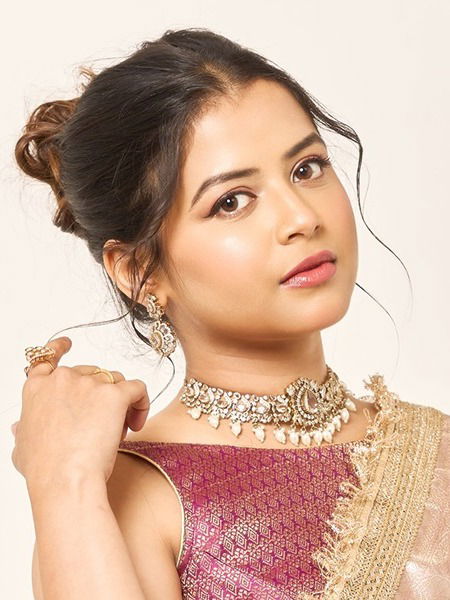 छबीदार छबी मी तोऱ्यात उभी...!