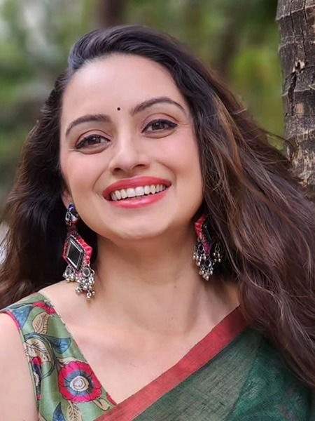 कुंजवनाची सुंदर राणी, रूप तुझे गं अंतर्यामी!