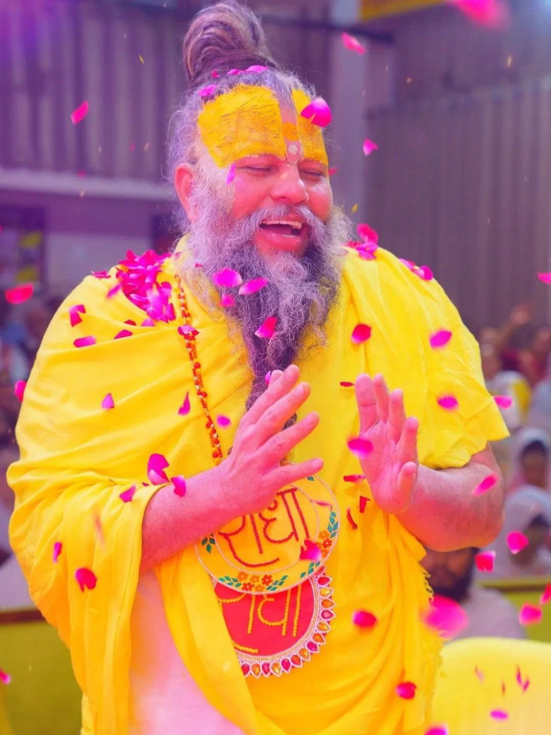 मंदिरात चुकूनही करू नका 'या' चुका...! प्रेमानंद महाराजांचा सल्ला...! - Marathi News | मंदिरात चुकूनही करू नका 'या' चुका...! प्रेमानंद महाराजांचा सल्ला...! | Latest Photos at Lokmat.com