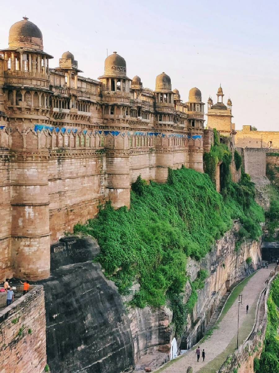 आग्रा जवळील या पाच ठिकाणांना नक्की भेट द्या - Marathi News | आग्रा जवळील या पाच ठिकाणांना नक्की भेट द्या | Latest Photos at Lokmat.com