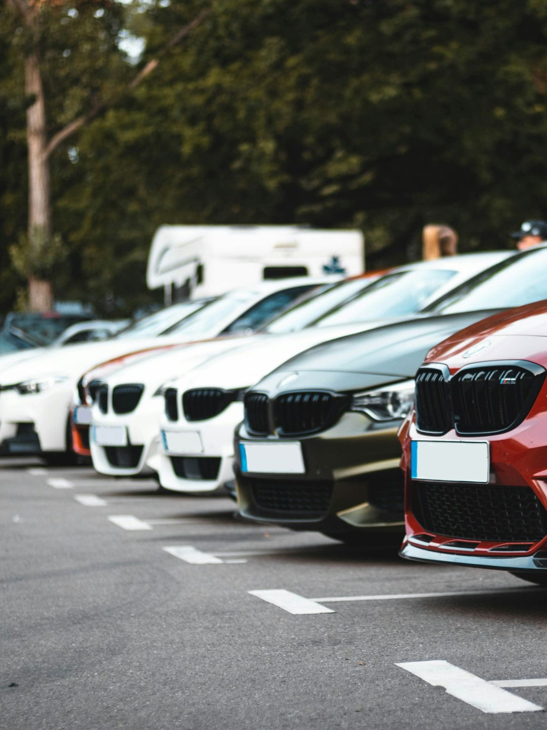 जगातील सर्वाधिक गाड्या विकणारी कंपनी कोणती? - Marathi News | जगातील सर्वाधिक गाड्या विकणारी कंपनी कोणती? | Latest Photos at Lokmat.com