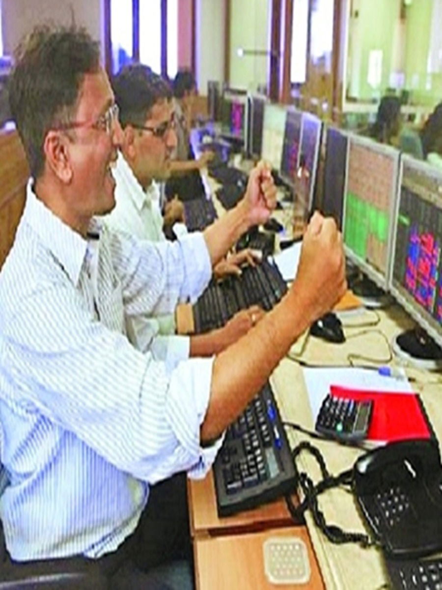 ५ भागांमध्ये विभागला जाणार अदानींचा 'हा' शेअर; १७००% पेक्षा जास्त वाढलाय भाव - Marathi News | ५ भागांमध्ये विभागला जाणार अदानींचा 'हा' शेअर; १७००% पेक्षा जास्त वाढलाय भाव | Latest Photos at Lokmat.com