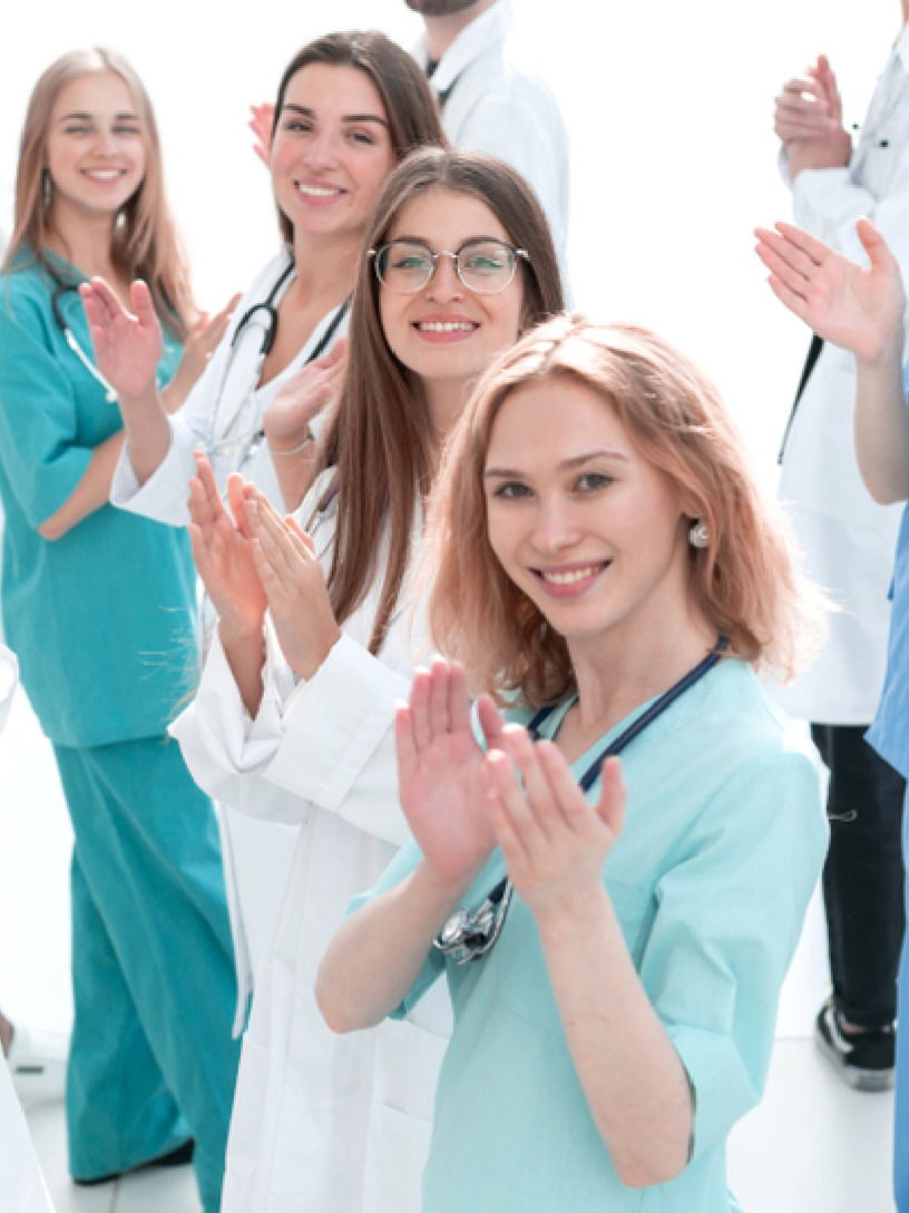 टाळ्या वाजवा अन् निरोगी आरोग्य मिळवा। - Marathi News | टाळ्या वाजवा अन् निरोगी आरोग्य मिळवा। | Latest Photos at Lokmat.com