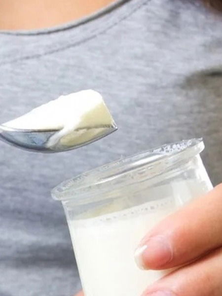 .. तर तुम्ही दही खाणं फार धोक्याचं! - Marathi News | .. तर तुम्ही दही खाणं फार धोक्याचं! | Latest Photos at Lokmat.com