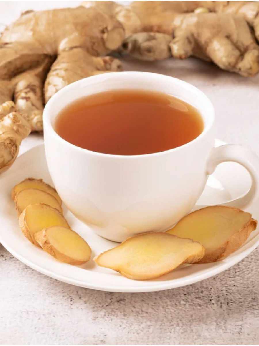 आलं घालून कडक चहा आवडतो? आता त्याच्यामुळे होणारं नुकसान पाहा - Marathi News | आलं घालून कडक चहा आवडतो? आता त्याच्यामुळे होणारं नुकसान पाहा | Latest Photos at Lokmat.com