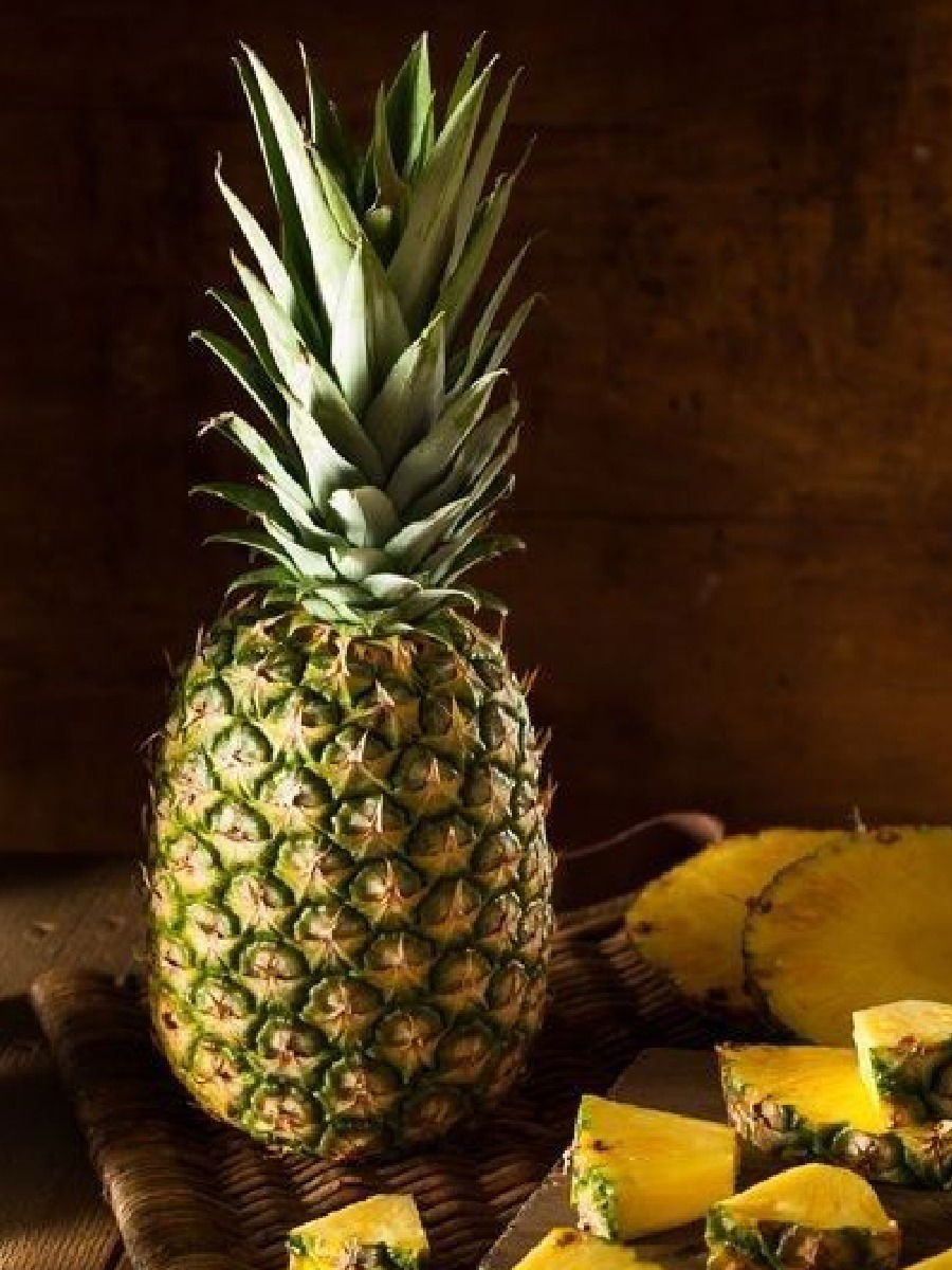 मधुमेहिंनो...गोड खावेसे वाटते? अननस खा! - Marathi News | मधुमेहिंनो...गोड खावेसे वाटते? अननस खा! | Latest Photos at Lokmat.com