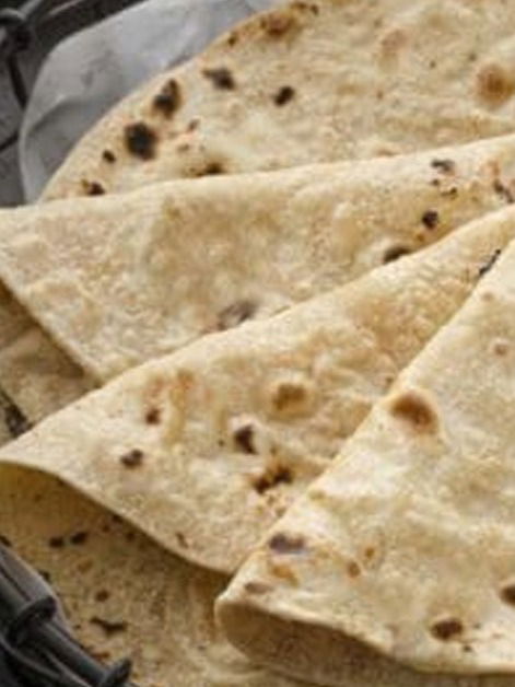 एका दिवसात किती चपाती खावी? - Marathi News | एका दिवसात किती चपाती खावी? | Latest Photos at Lokmat.com