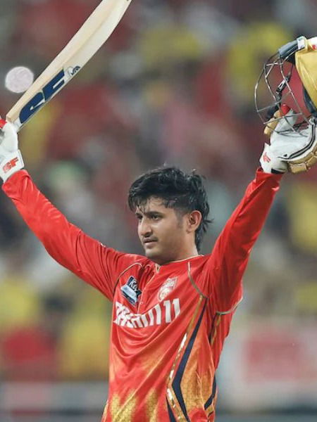 अय्यर ते आर्य! पदार्पणात IPL गाजवणाऱ्या अनकॅप्ड खेळाडूंचा खास रेकॉर्ड - Marathi News | अय्यर ते आर्य! पदार्पणात IPL गाजवणाऱ्या अनकॅप्ड खेळाडूंचा खास रेकॉर्ड | Latest Photos at Lokmat.com